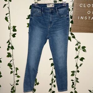 Garage Jegging Jeans